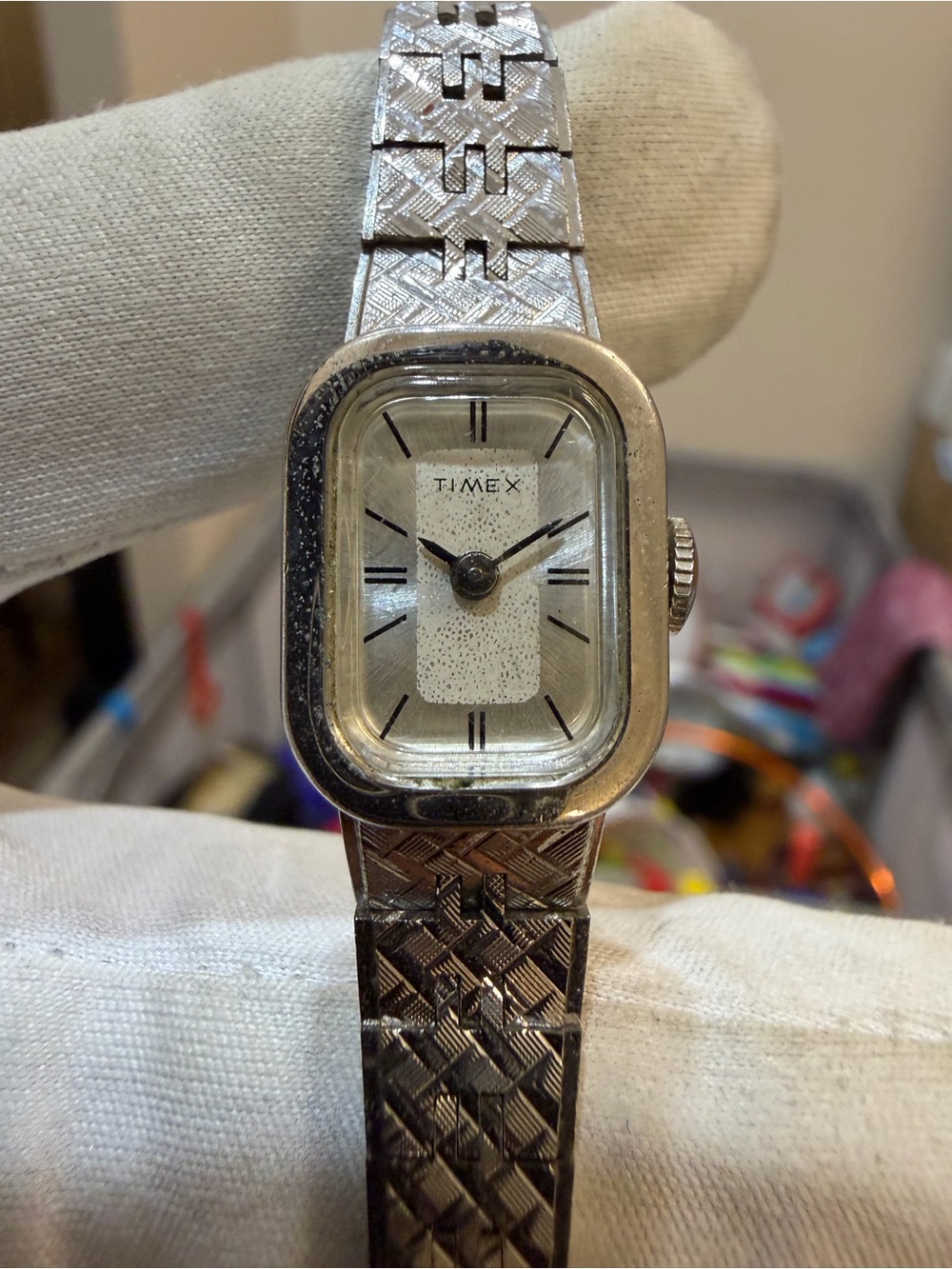 Vintage Timex Ladies Mechanical Watch Silver Tone Cushion Expandable Band Runs
